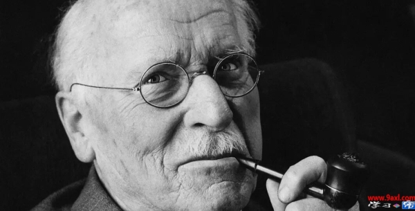 荣格心理学｜如果你出现这5种感觉，恭喜你，你的灵魂正在“换挡”